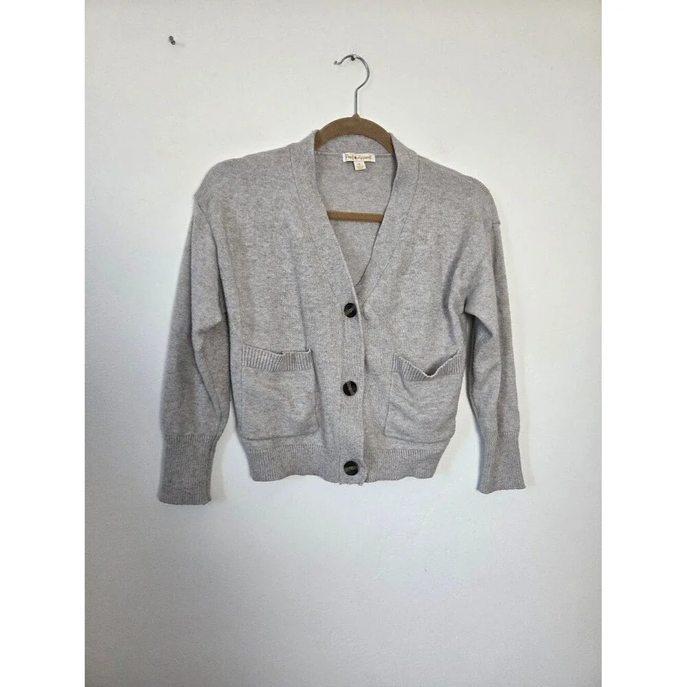 Poof Gray Cardigan Sweater Short Cozy Soft Academia Preppy Twee Old Money Small